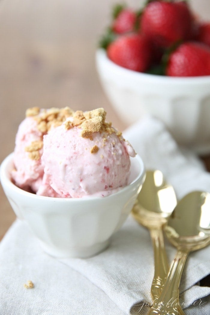 没有搅拌冰淇淋食谱|草莓芝士蛋糕冰淇淋GydF4y2Ba